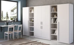 Cabrio cucina a scomparsa bianca con frigo, 2 librerie e 2 armadi