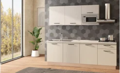 Fast Cucina completa L240 cm con piano cottura a gas e microonde, disponibile in vari colori